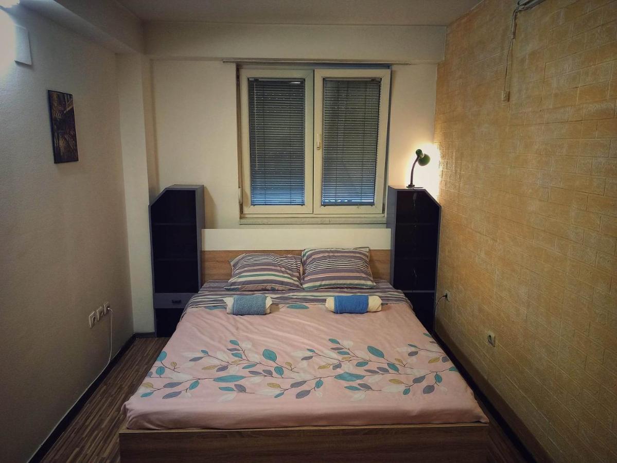 Donna Apartment Skopje Buitenkant foto