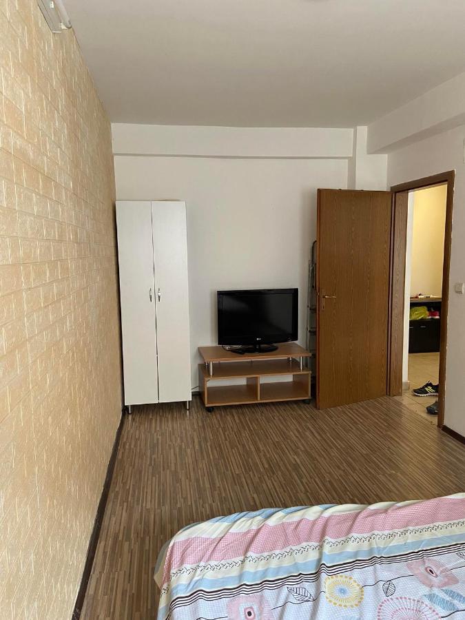 Donna Apartment Skopje Buitenkant foto